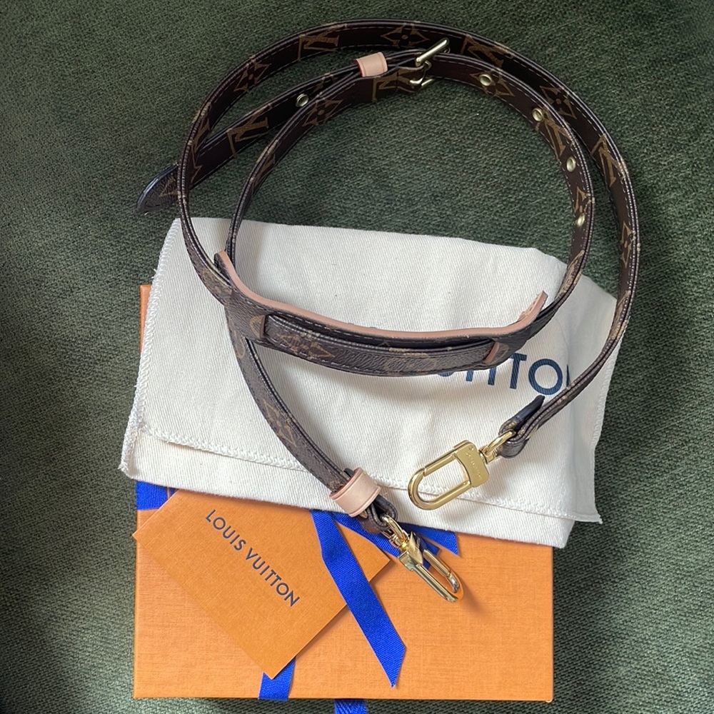 LV adjustable shoulder strap